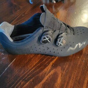 Northwave Revolution 2 Road Bike Shoes 41.5